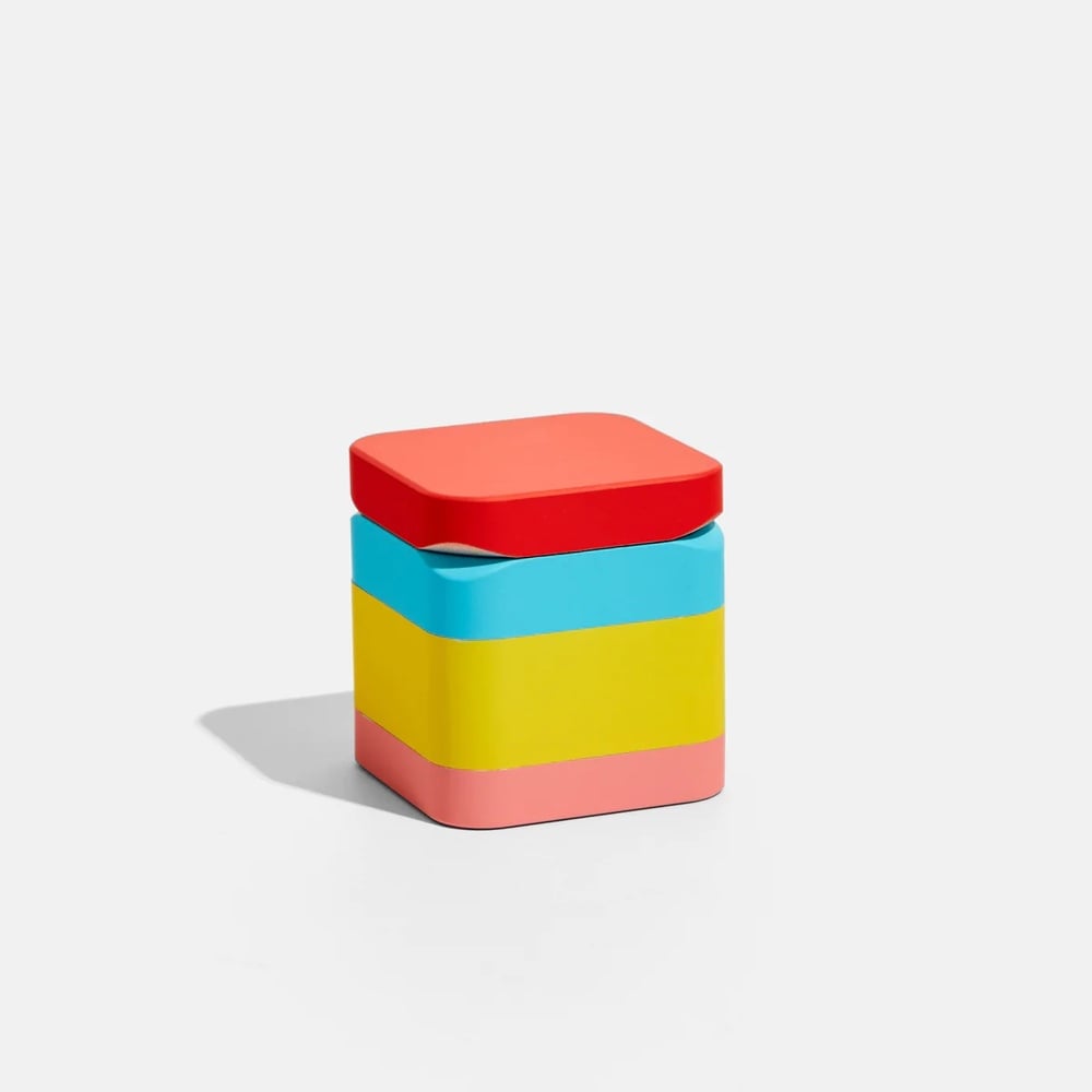Flower by Edie Parker – Mini Tabletop Grinder Red Multi