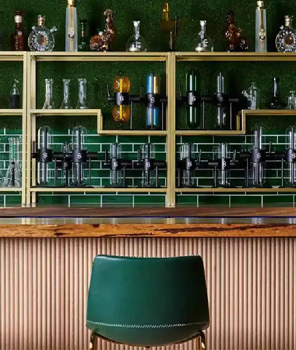 IL Mundy Lounge D